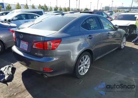 2013 Lexus Is 250 z USA, uszkodzony, nr VIN JTHBF5C26D5187740